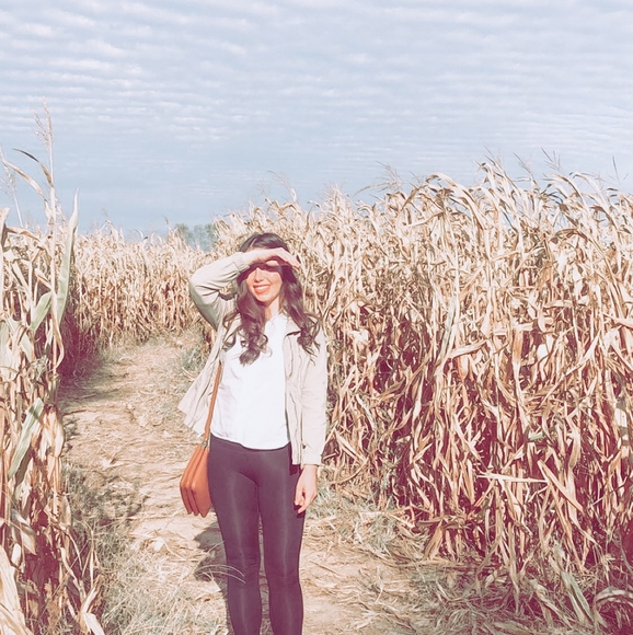 Meet your Posher, Destiny - Picture 1 of 1